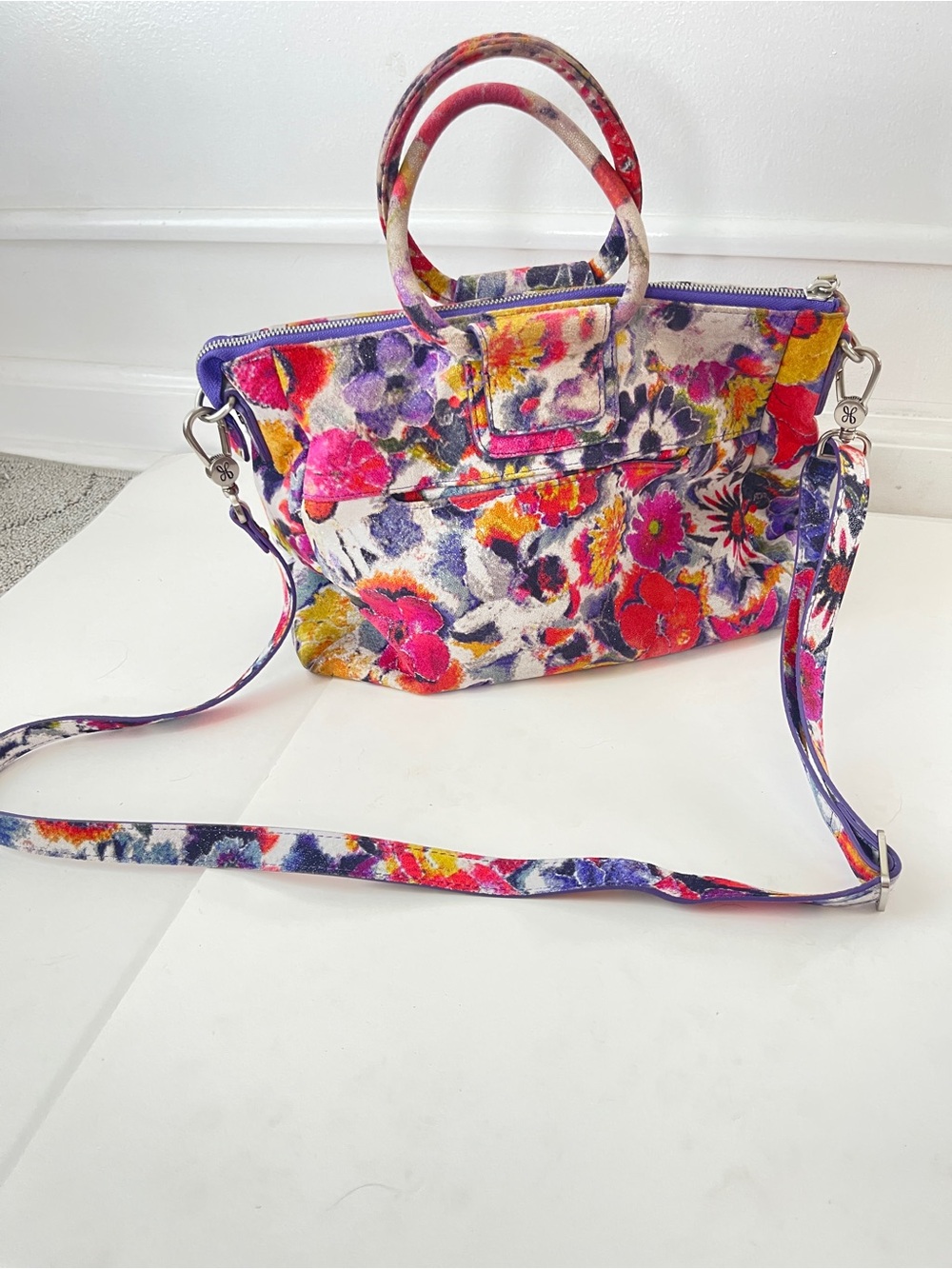 HOBO INTERNATIONAL Sheila Medium POPPY FLORAL Dust Bag - Picture 4 of 8